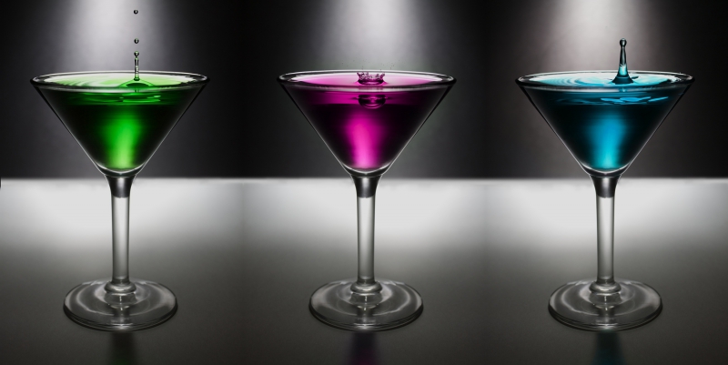 discotheque-GUILLAUMES-min_water-drop-glass-bar-celebration-green-832603-pxhere.com